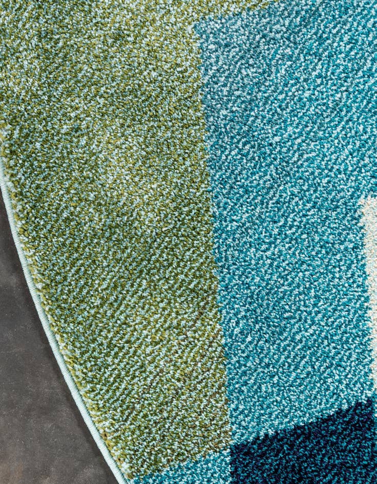 Detail image of 6' x 6'  Washable Casablanca Round Rug