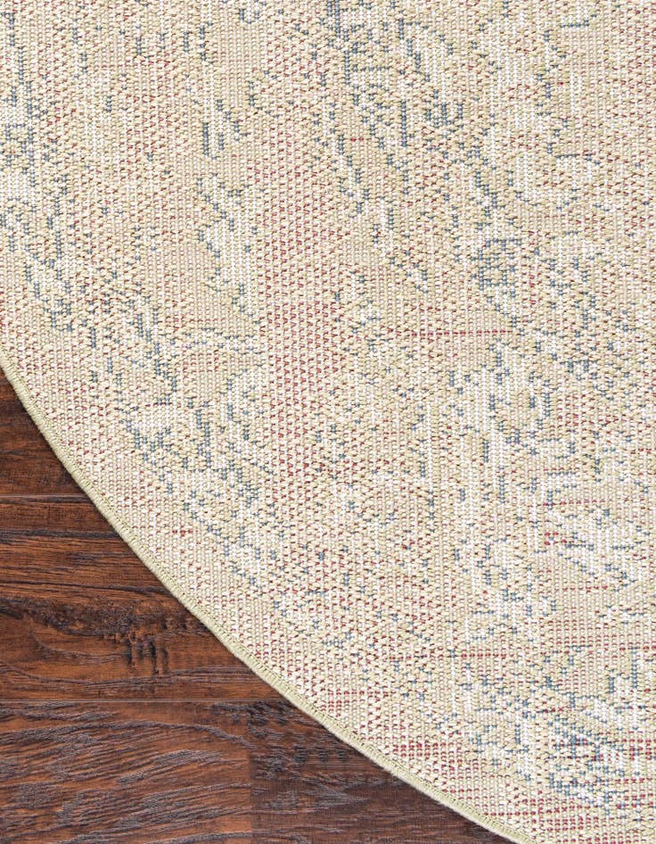 Detail image of 5' x 5' Charleston Round Rug