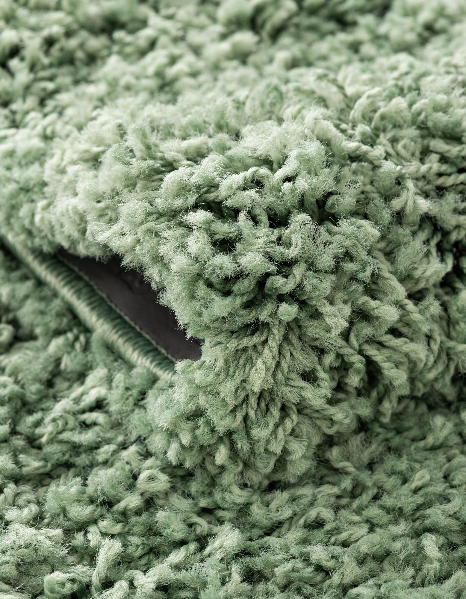 10' 2 x 10' 2 Everyday Shag Round Rug