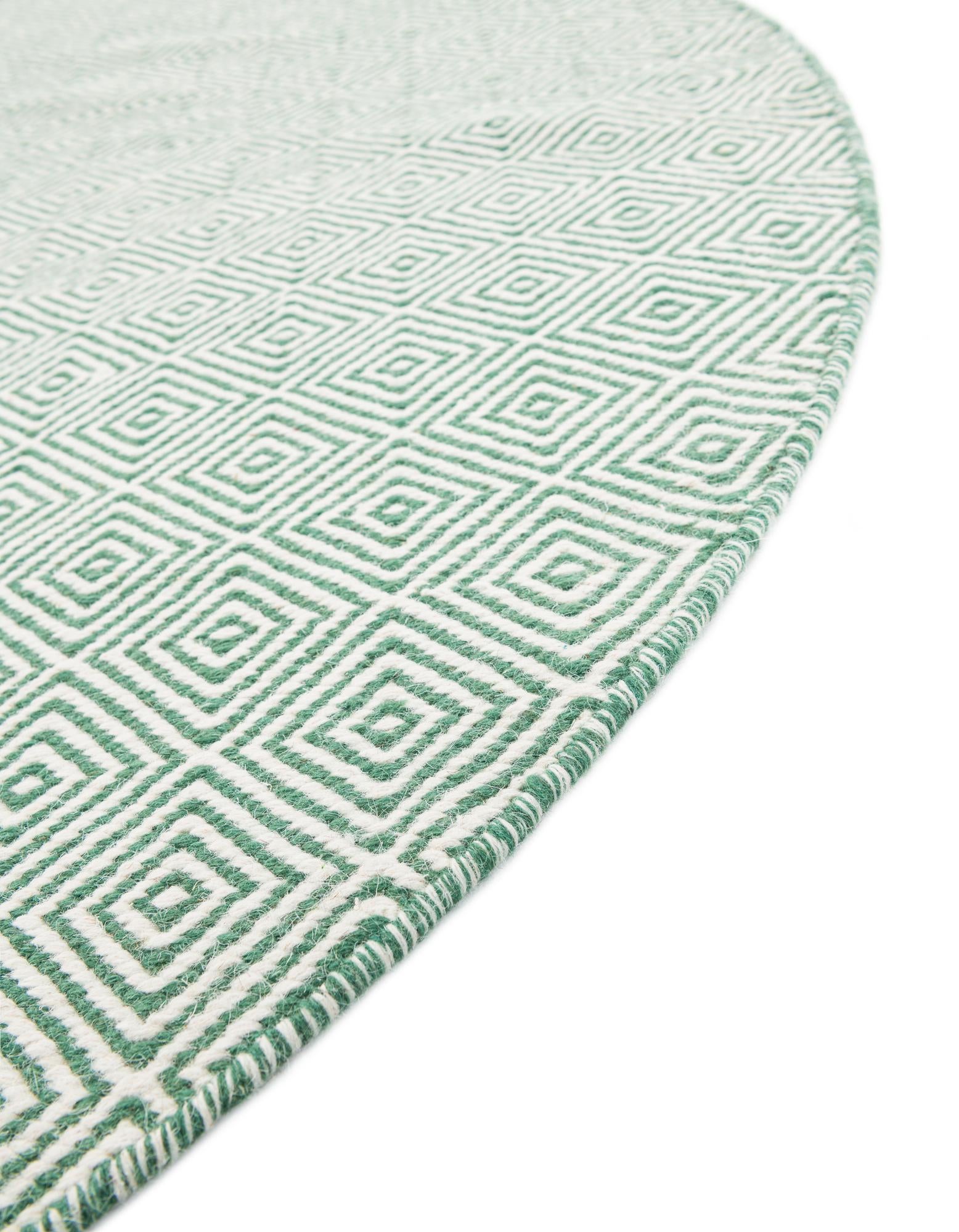 7' 10 x 7' 10 Hand Woven Geo Trellis Flatweave Round Rug