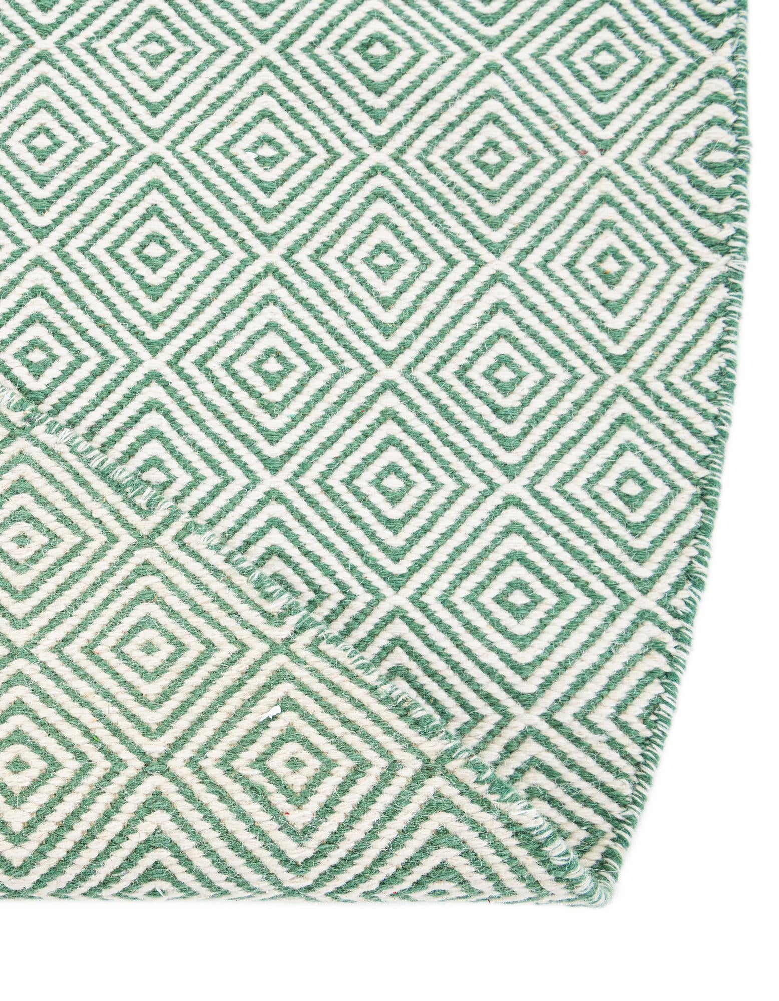 7' 10 x 7' 10 Hand Woven Geo Trellis Flatweave Round Rug