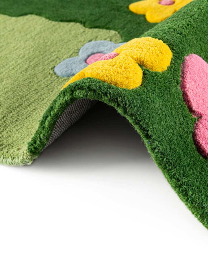 5' 1 x 5' 1 Happy Rugs Moss Funky Flower Wool Round