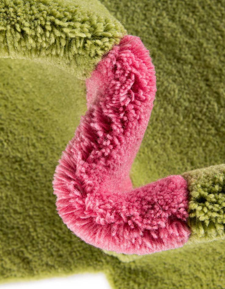 Detail image of 3' 1 x 3' 1 Happy Rugs Funky Flower Wool Round