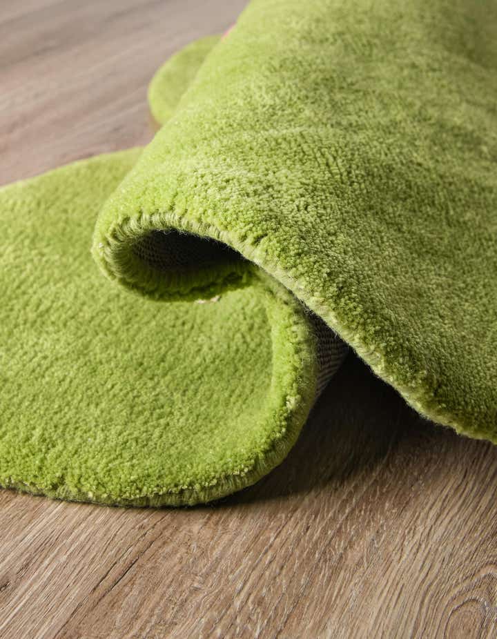 2' 2 x 2' 2 Happy Rugs Funky Flower Wool Round