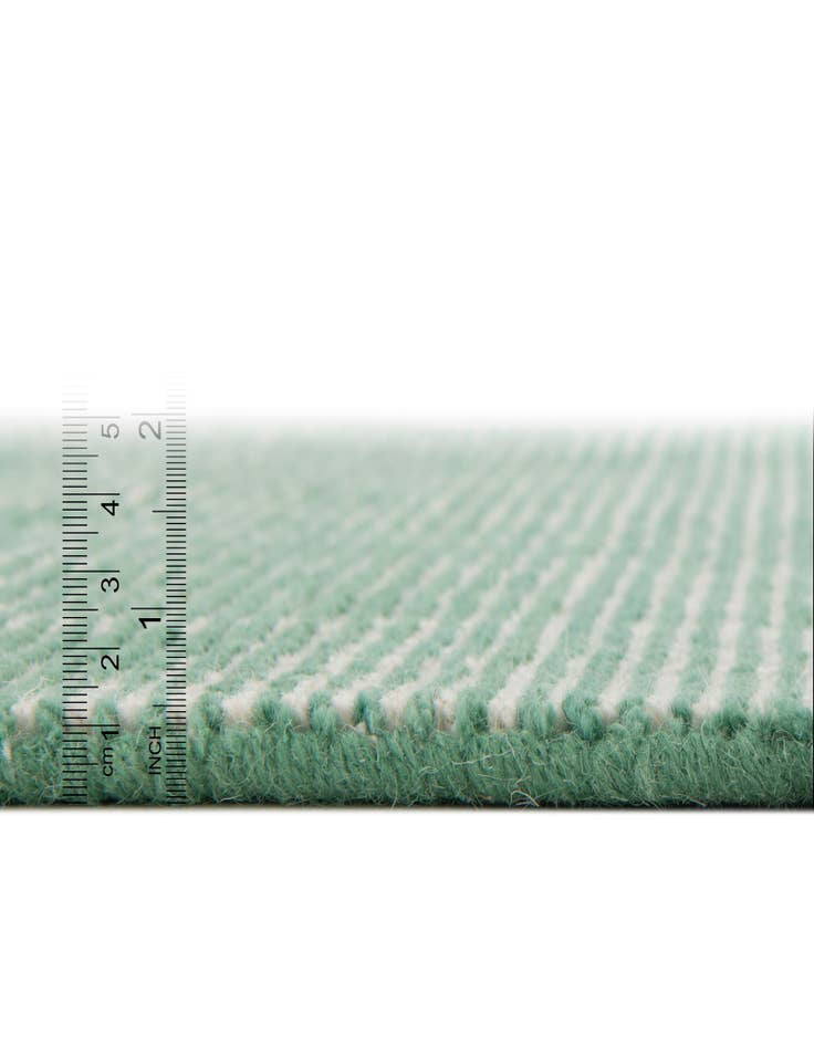 Detail image of 4' 1 x 4' 1  Hand Woven Jill Zarin English Manor Farmhouse Wool Round Rug