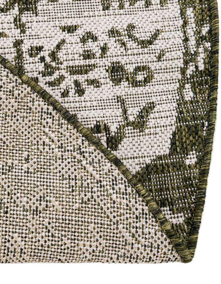 10' 8 x 10' 8 Easy-Clean Jill Zarin Dubai Indoor / Outdoor Round Rug