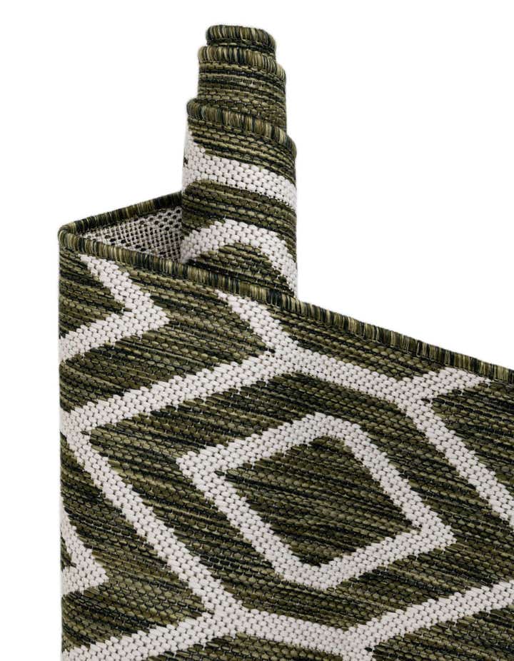 6' 7 x 6' 7 Easy-Clean Jill Zarin Turks and Caicos Indoor / Outdoor Round Rug