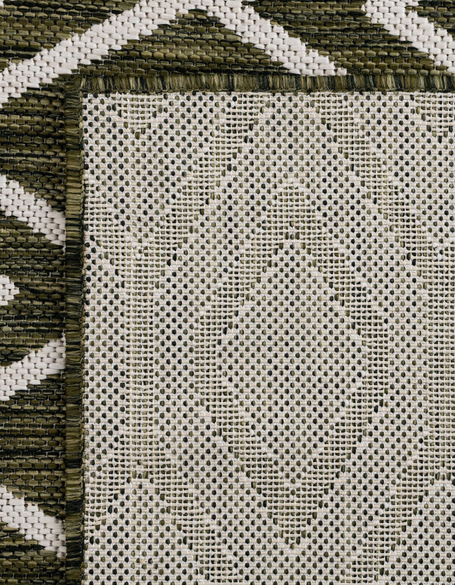 6' 7 x 6' 7 Easy-Clean Jill Zarin Turks and Caicos Indoor / Outdoor Round Rug