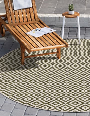 Green Easy-Clean Jill Zarin Indoor / Outdoor Round Rug