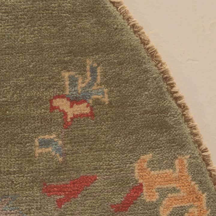 6' 5 x 6' 6 Hand Knotted Kazak Round Rug