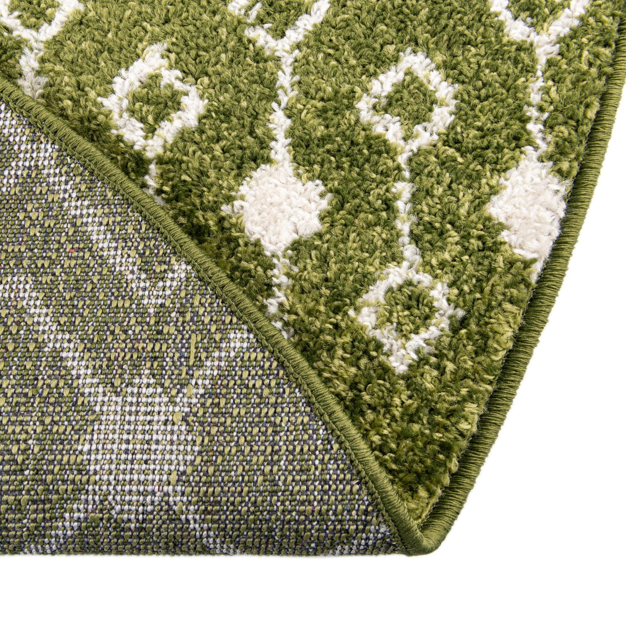 5' 3 x 5' 3 Moroccan Trellis Round Rug