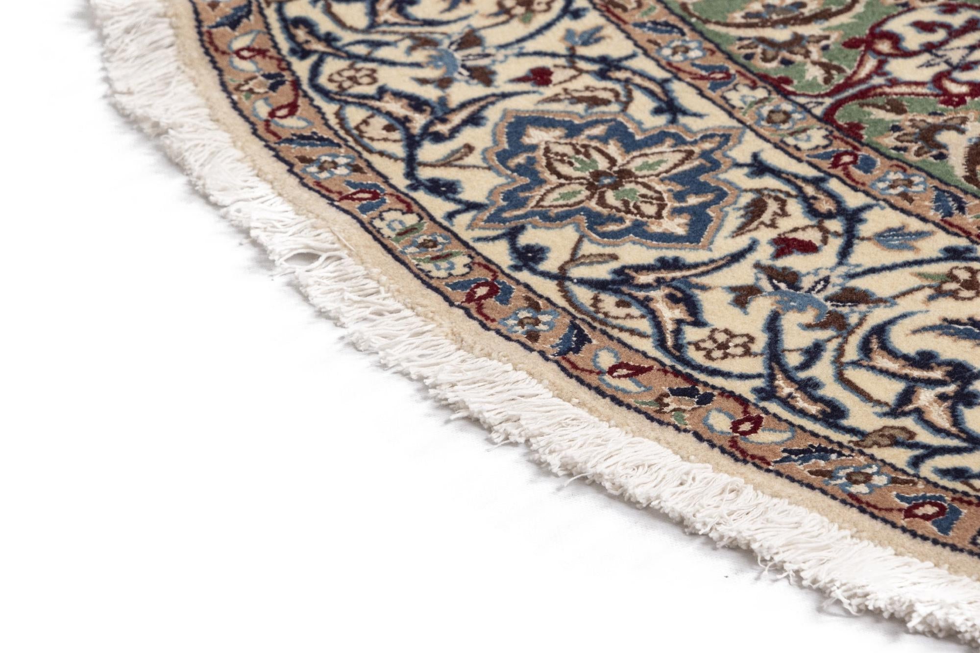 8' 3 x 8' 4 Nain Round Rug