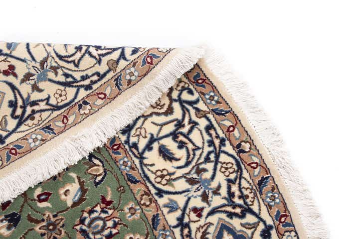 8' 3 x 8' 4 Nain Round Rug