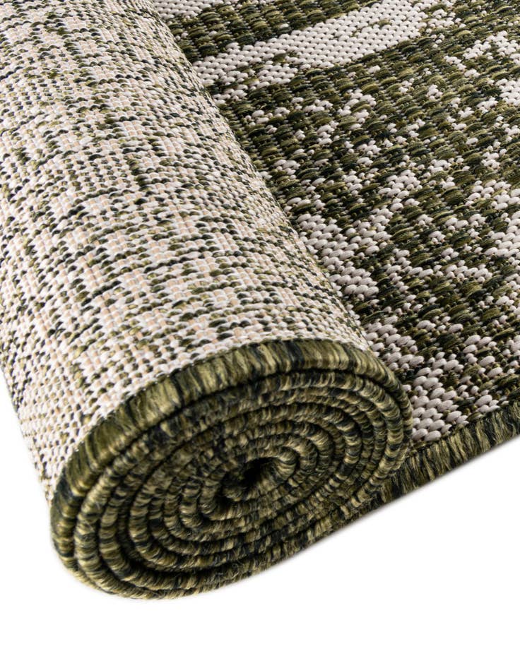 Detail image of 3' x 3' Easy-Clean Bohemian Indoor / Outdoor Round Rug