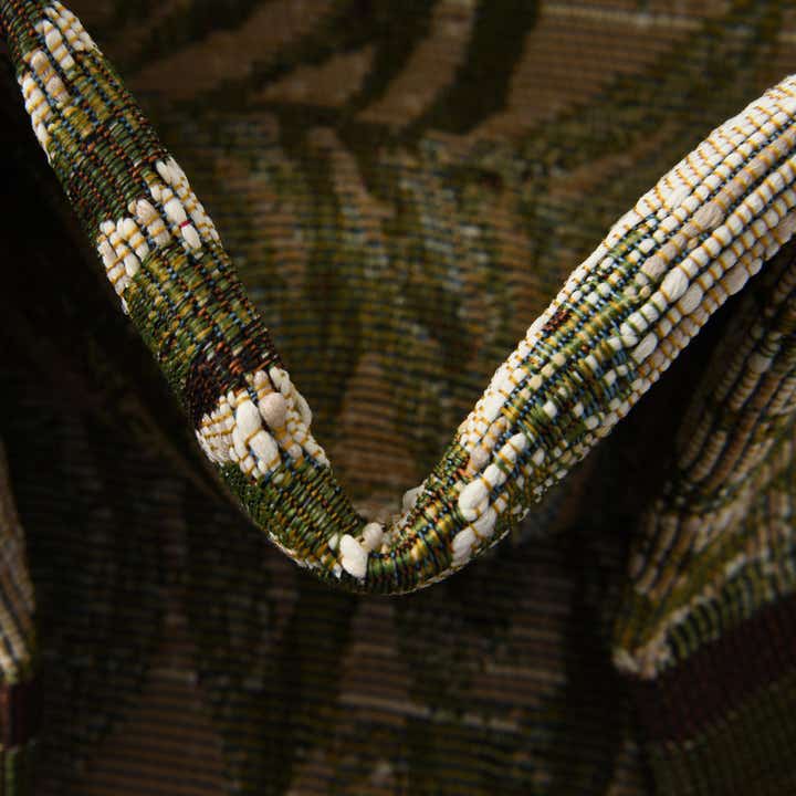 7' 10 x 7' 10 Easy-Clean Botanical Indoor / Outdoor Round Rug