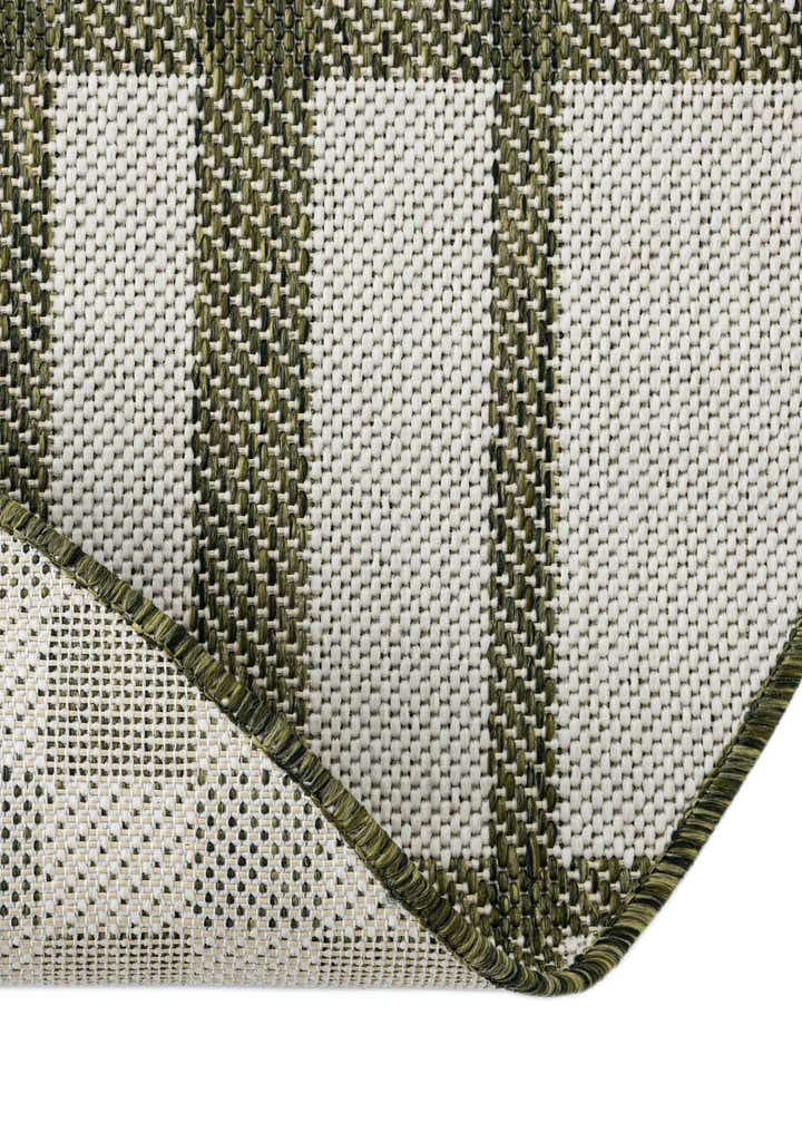 3' x 3' Easy-Clean Checkered Indoor / Outdoor Round Rug