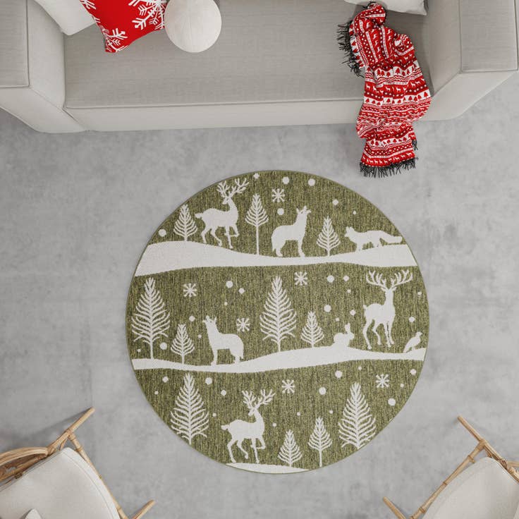 Detail image of 5' 3 x 5' 3 Easy-Clean Holiday Indoor / Outdoor Round Rug