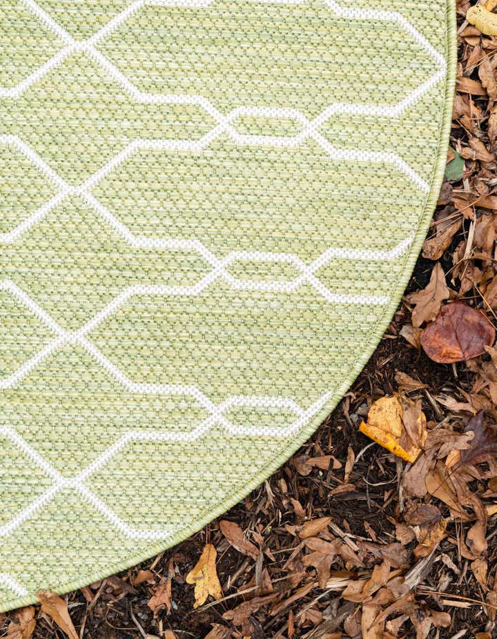 4' x 4' Easy-Clean Lattice Indoor / Outdoor Round Rug