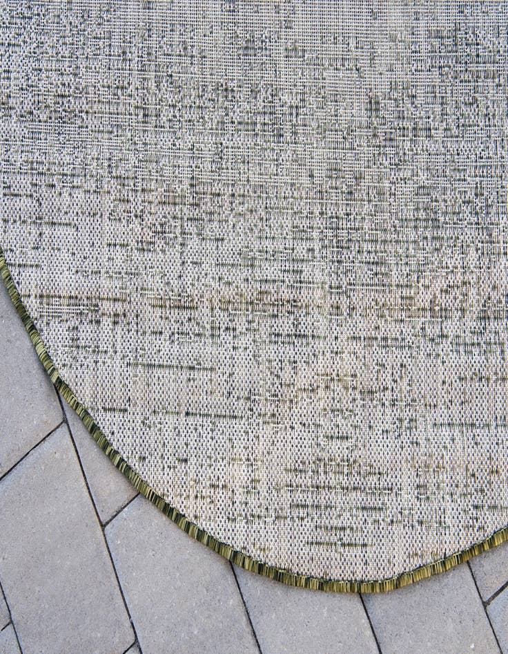 Detail image of 13' x 13'  Washable Modern Indoor / Outdoor Round Rug