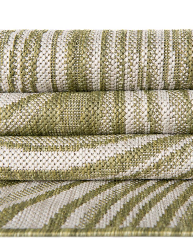 Detail image of 4' x 4' Easy-Clean Modern Indoor / Outdoor Round Rug