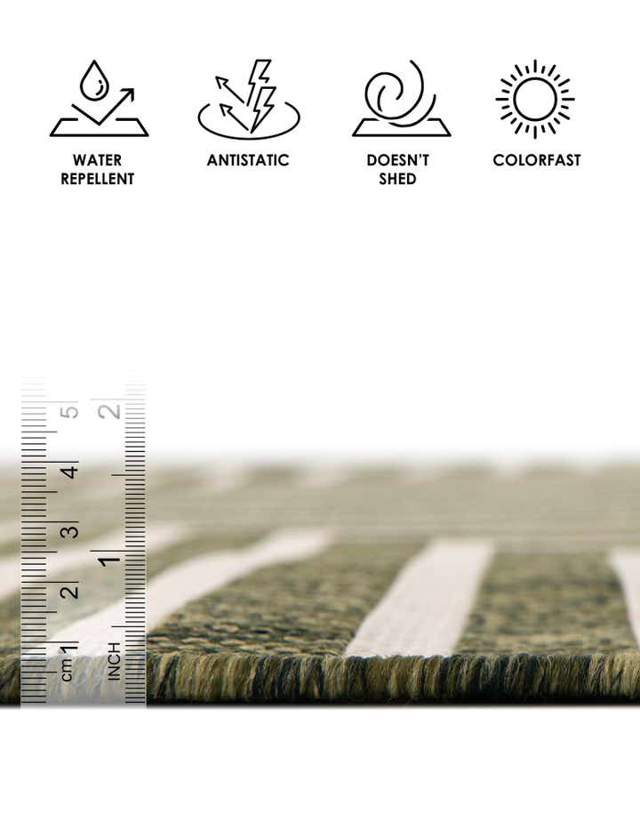 10' x 10' Easy-Clean Modern Indoor / Outdoor Round Rug