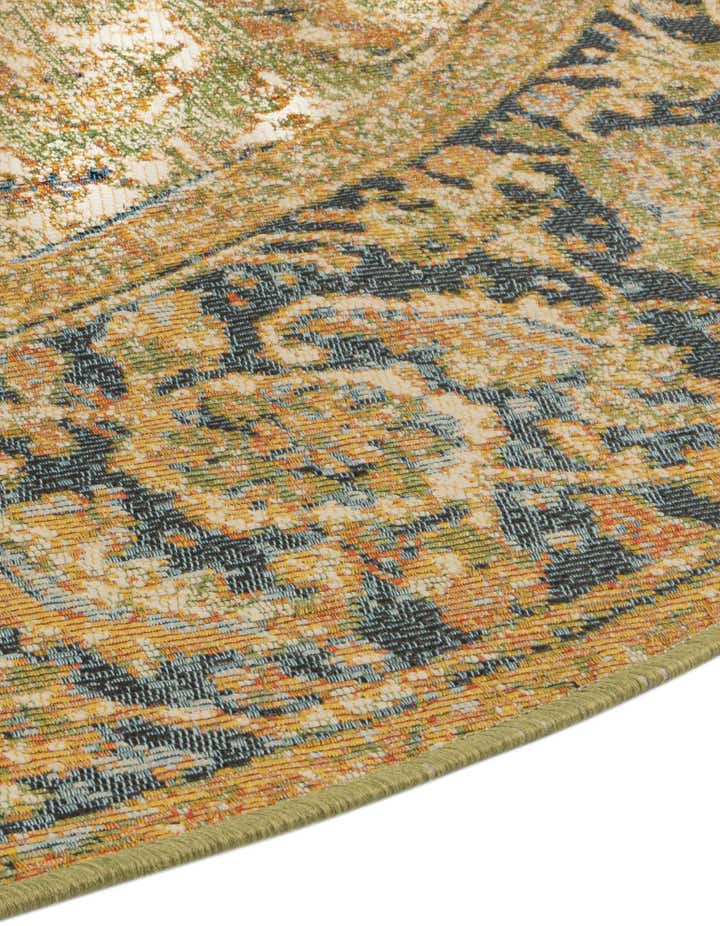 7' 10 x 7' 10 Easy-Clean Traditional Indoor / Outdoor Round Rug