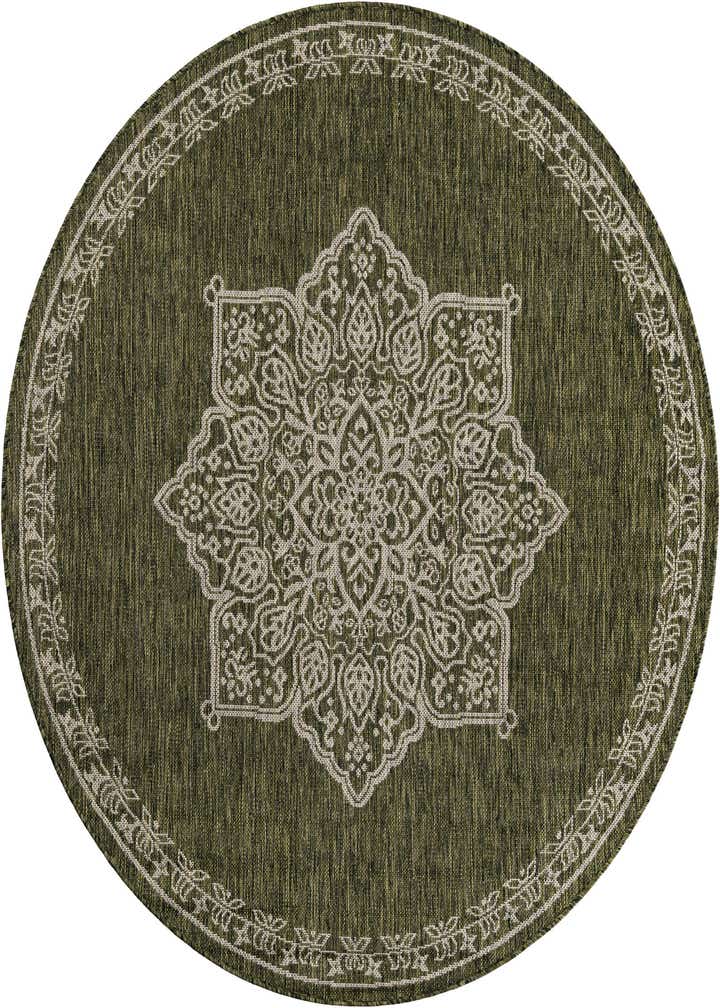 5' 3 x 5' 3 Easy-Clean Traditional Indoor / Outdoor Round Rug