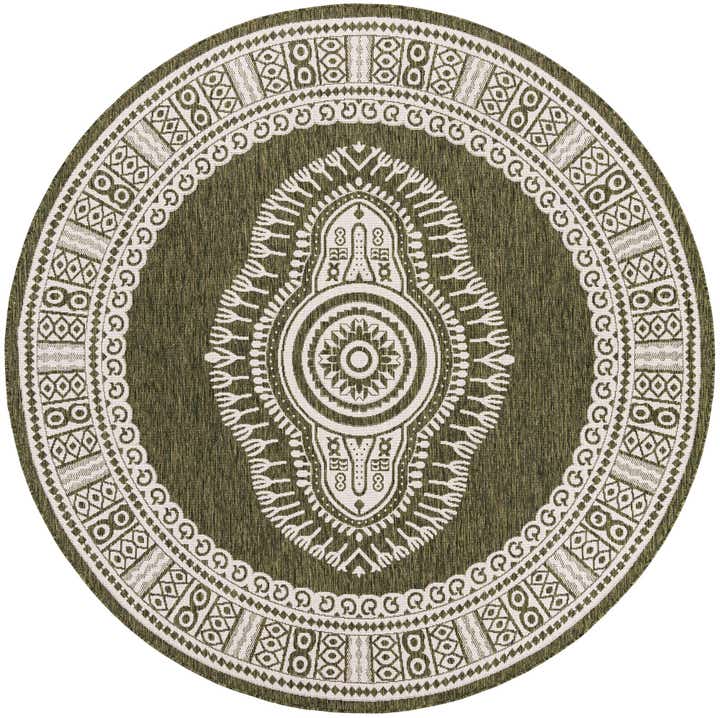 7' 10 x 7' 10 Easy-Clean Traditional Indoor / Outdoor Round Rug