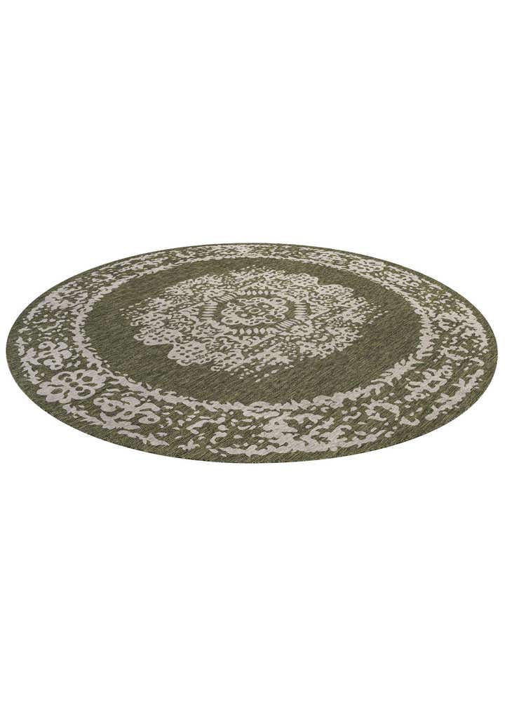 13' x 13' Easy-Clean Traditional Indoor / Outdoor Round Rug