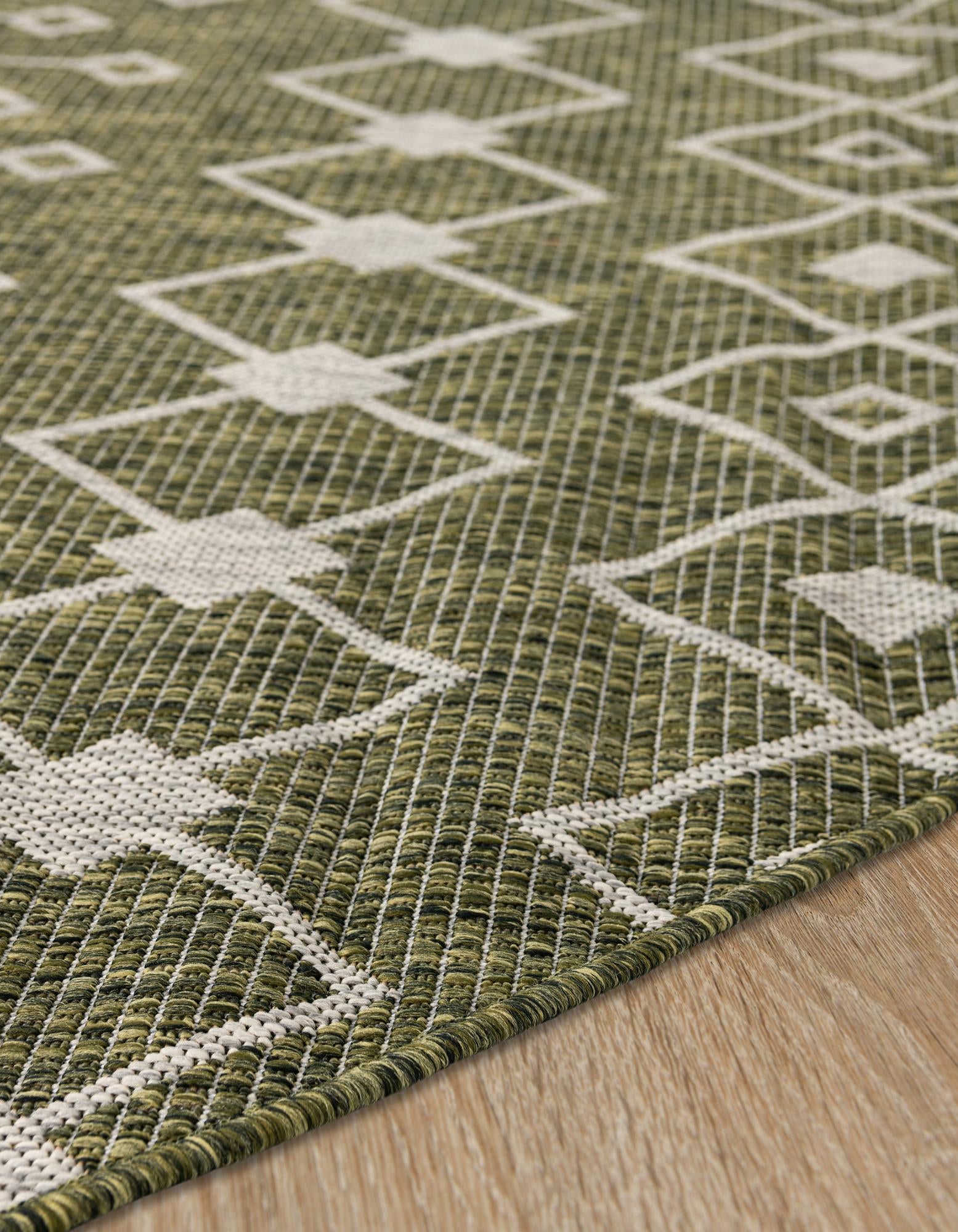 4' x 4' Easy-Clean Trellis Indoor / Outdoor Round Rug