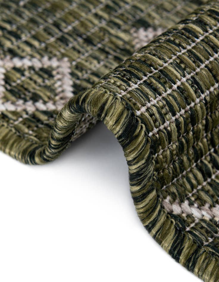 Detail image of 4' x 4'  Washable Trellis Indoor / Outdoor Round Rug