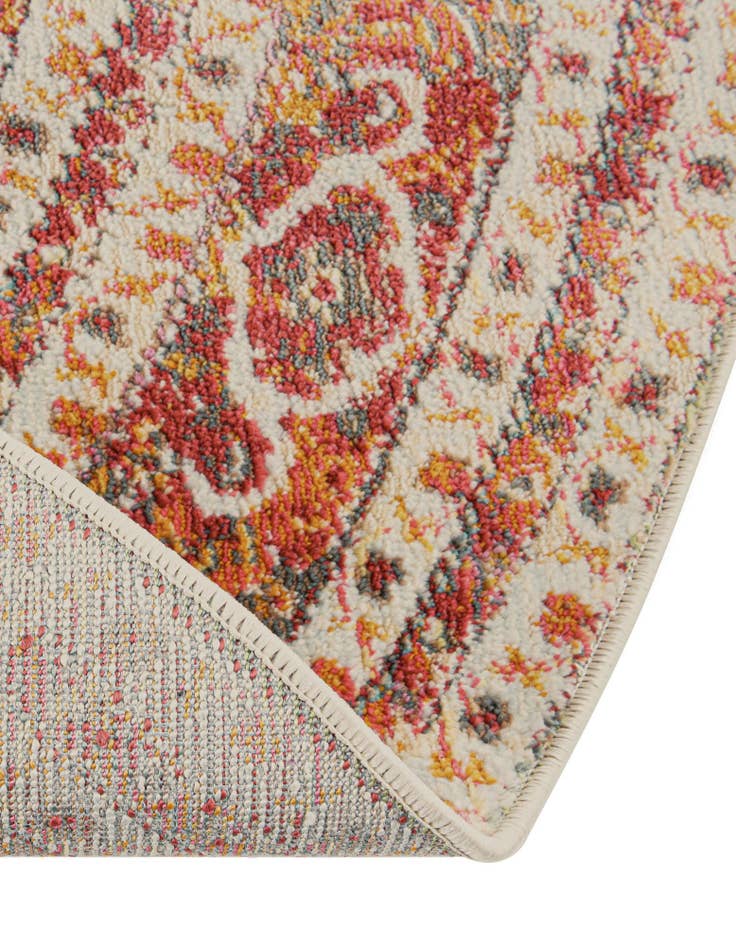 Detail image of 8' x 8' Santiago Round Rug