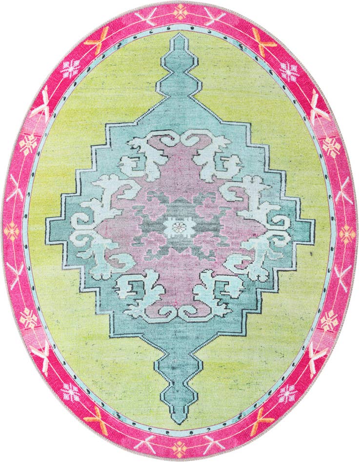 Detail image of 5' x 5' Washable Timeless Round Rug