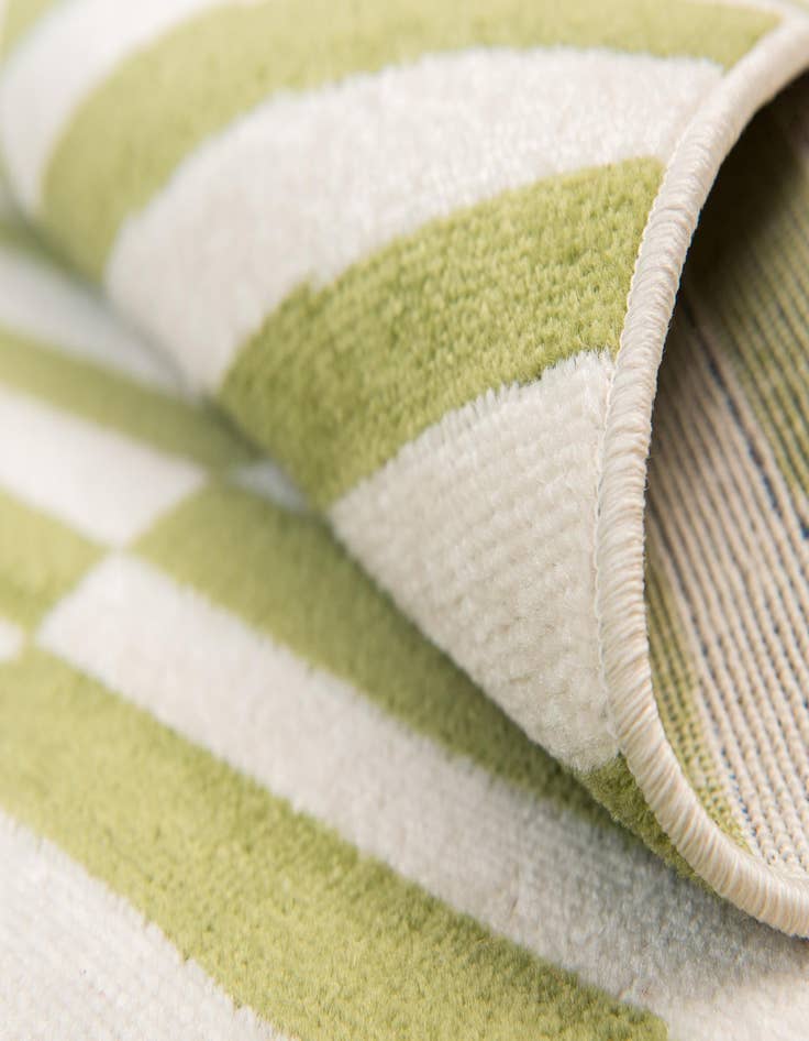 Detail image of 3' 7 x 3' 7 Tribeca Round Rug