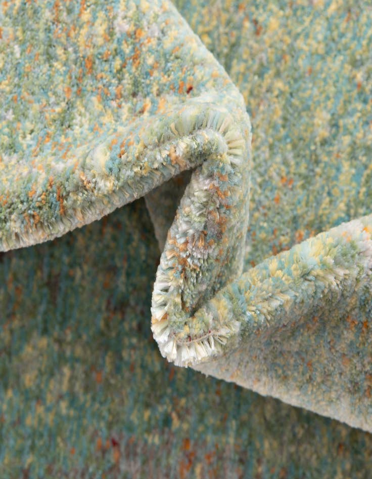 Detail image of 4' x 16' 7 Aqua Runner Rug