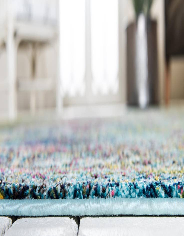 Detail image of 2' 7 x 10'  Washable Arte Runner Rug