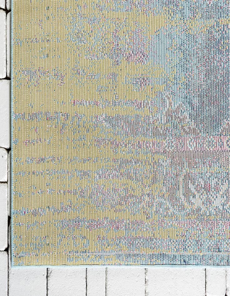 Detail image of 2' 7 x 10'  Washable Arte Runner Rug