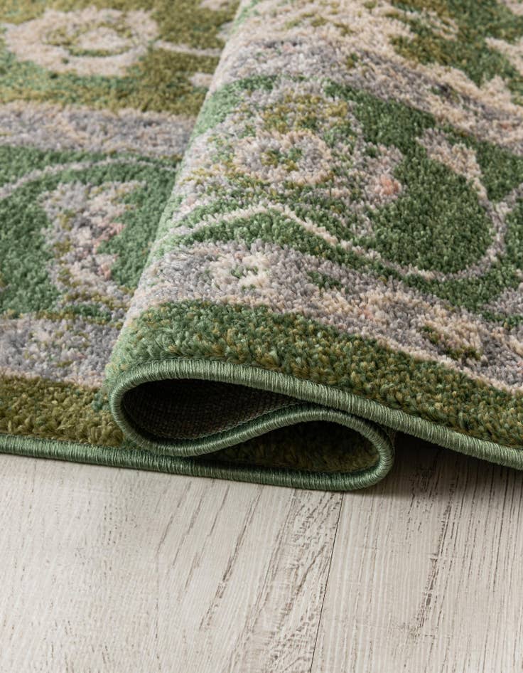 Detail image of 2' 7 x 10' Aurelia Runner Rug