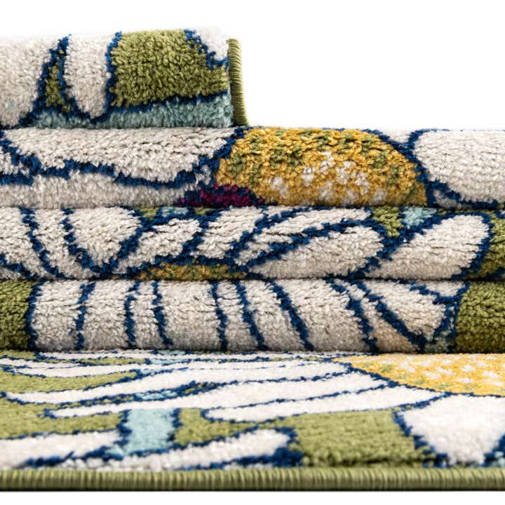 2' x 6' Bloom Runner Rug