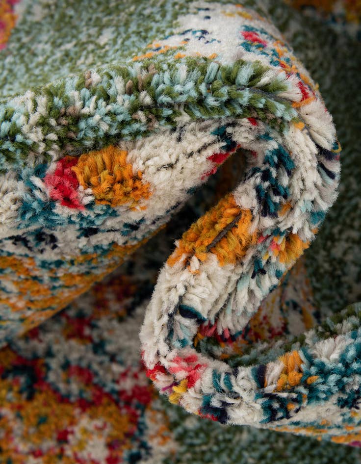 Detail image of 2' 7 x 12' Carrington Runner Rug