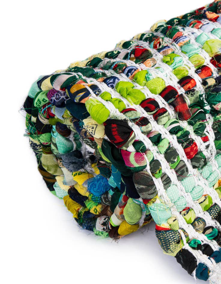 Detail image of 2' 7 x 10'  Hand Woven Chindi Chevron Runner Rug