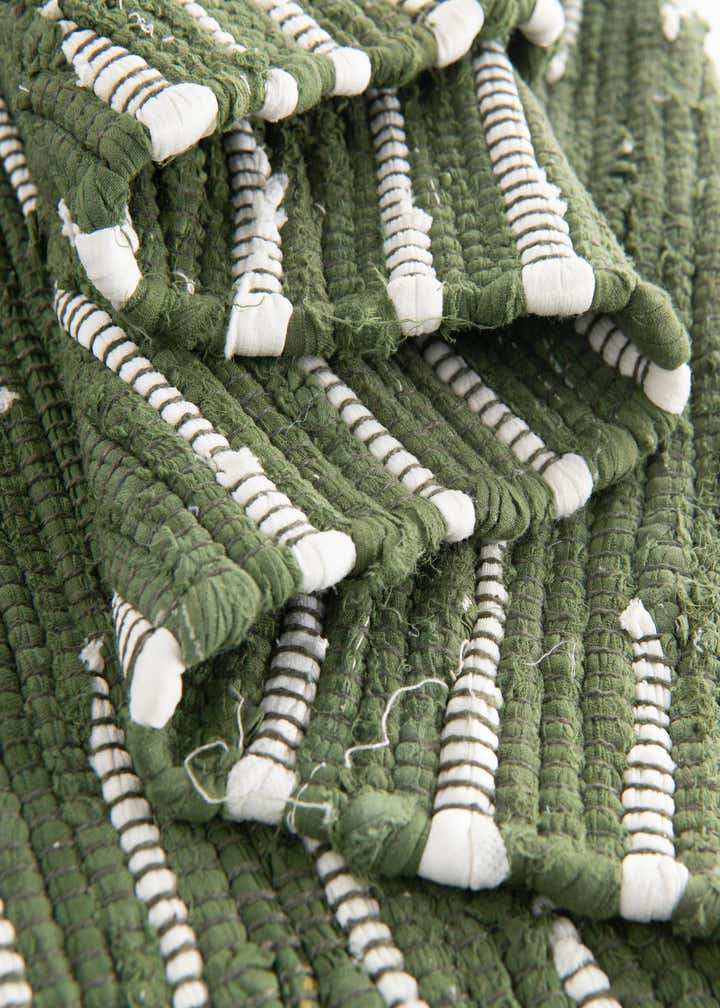 2' 8 x 9' Hand Woven Chindi Cotton Runner Rug