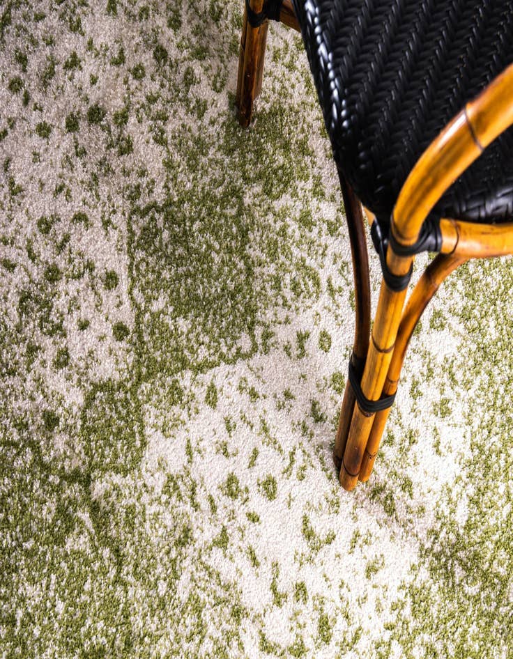 Detail image of 2' x 6' 7 Dover Runner Rug