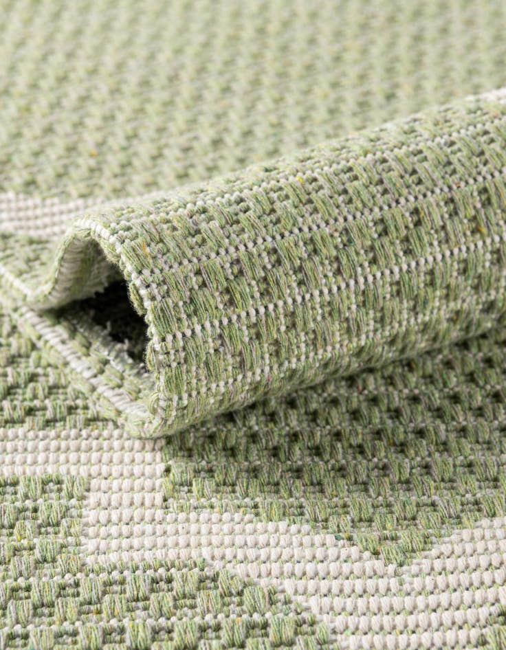 Detail image of 2' x 6' Georgia Runner Rug