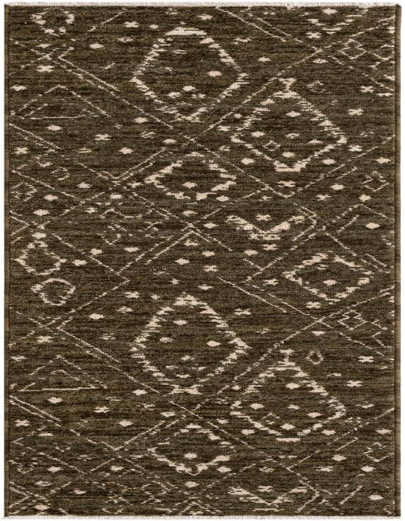 Detail image of 2' x 7' 7 Grand Tradition Runner Rug