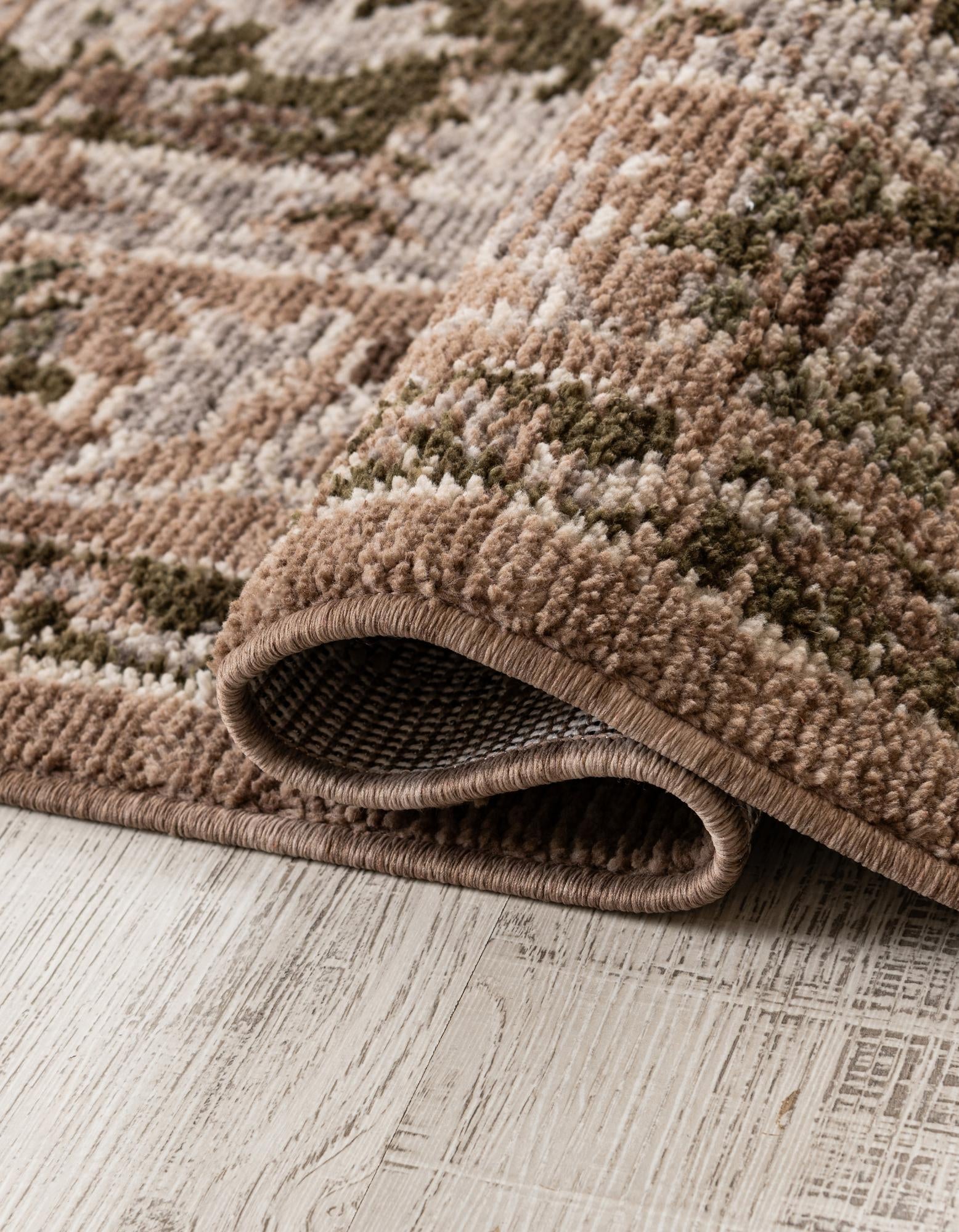 2' x 6' 3 Grand Tradition Runner Rug