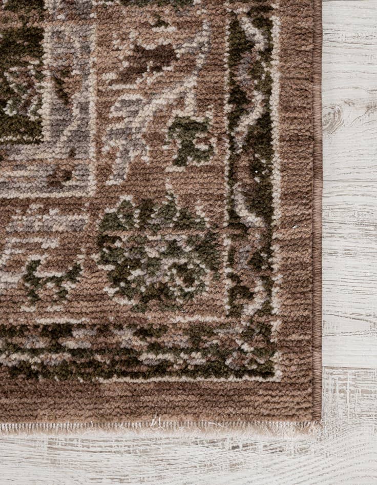 Detail image of 2' x 6' 3 Grand Tradition Runner Rug