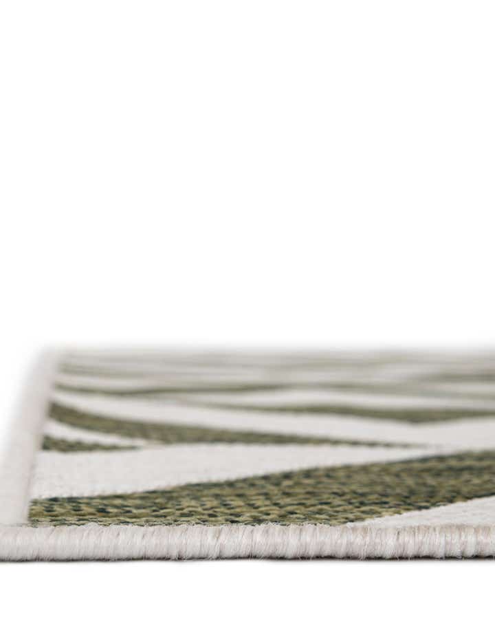 2' x 8' Easy-Clean Jill Zarin Napa Indoor / Outdoor Runner Rug