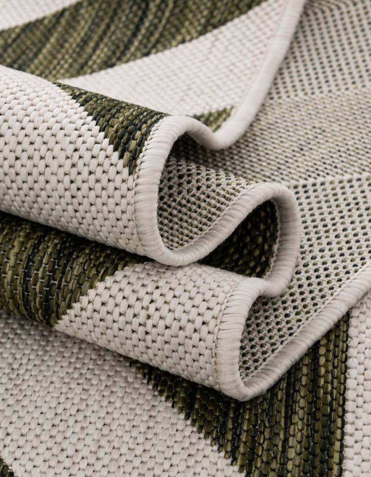 Detail image of 2' x 8' Easy-Clean Jill Zarin Napa Indoor / Outdoor Runner Rug