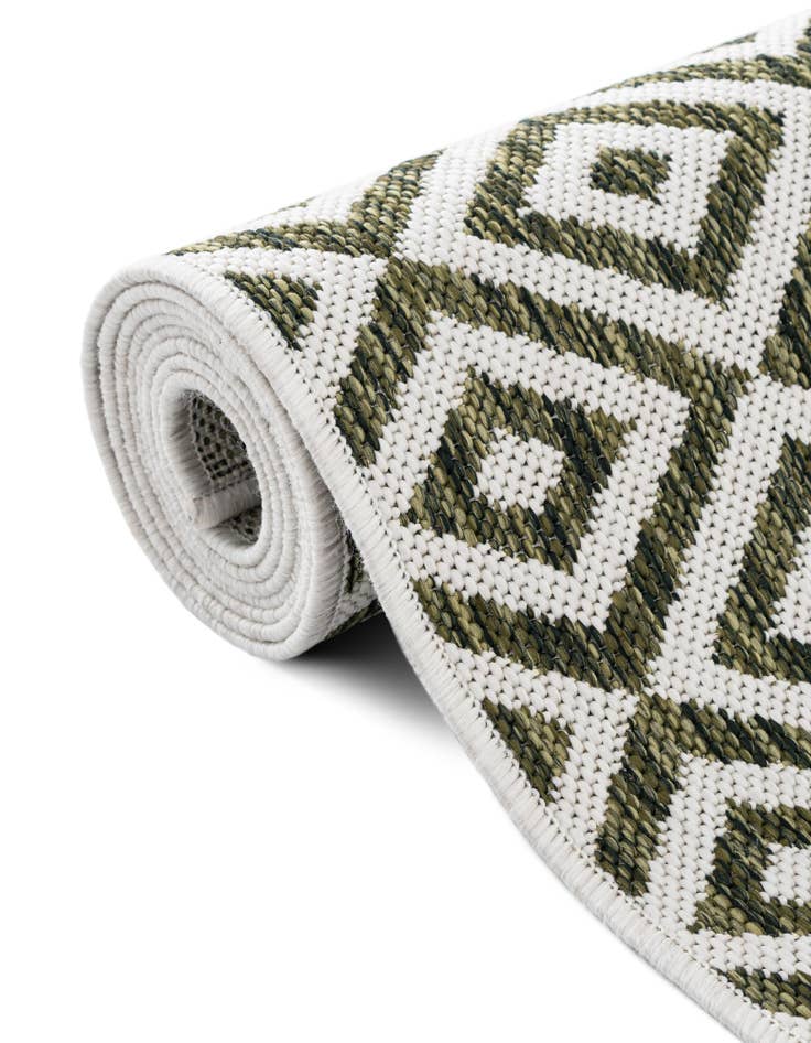 Detail image of 2' x 6'  Washable Jill Zarin Costa Rica Indoor / Outdoor Runner Rug